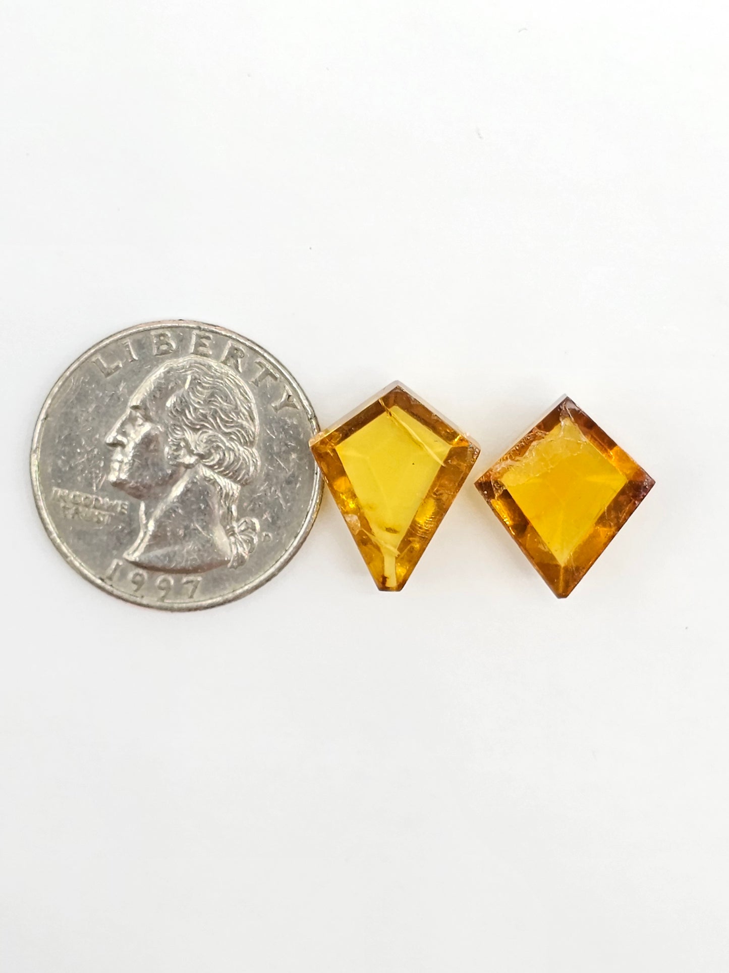 Amber Geometric Cabochon set