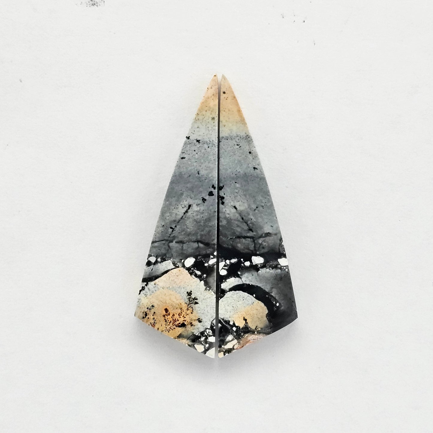 Maligano Jasper cabochon pair