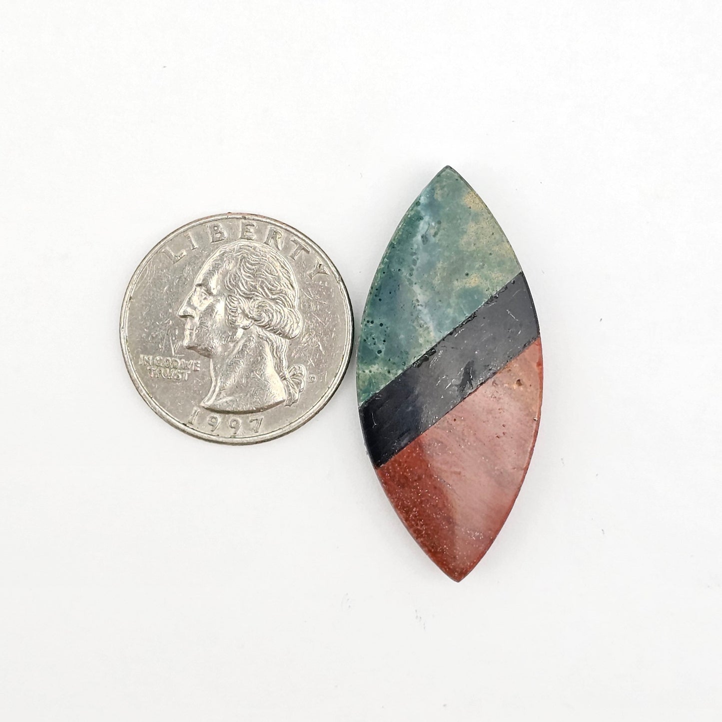 Intarsia inlay cabochon with agate and obsidian