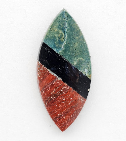 Intarsia inlay cabochon with agate and obsidian