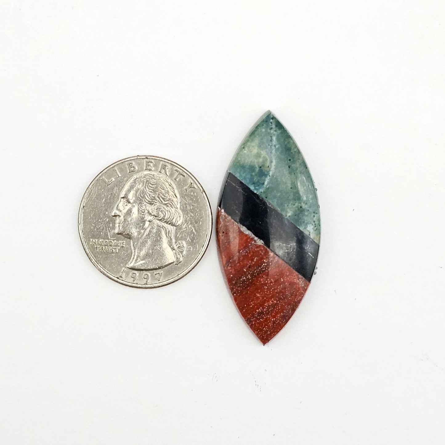 Intarsia inlay cabochon with agate and obsidian