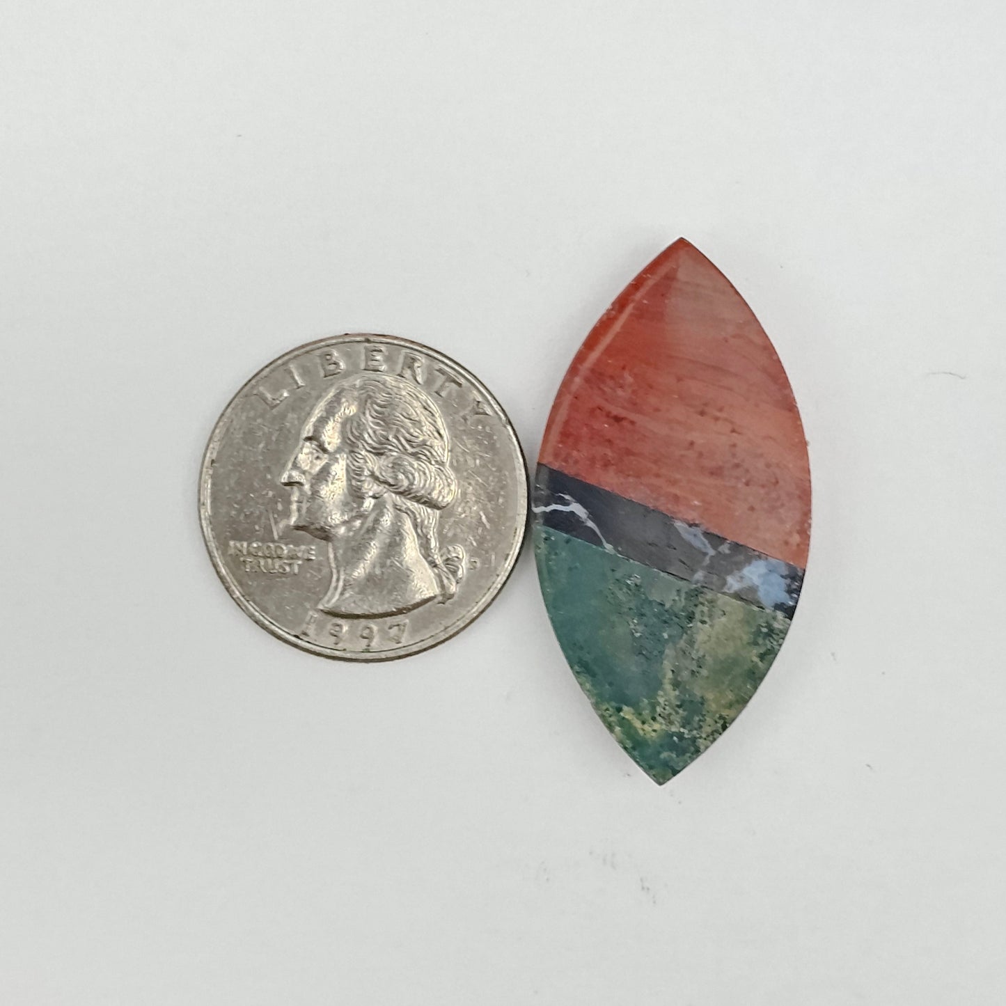 Intarsia inlay cabochon with agate and obsidian