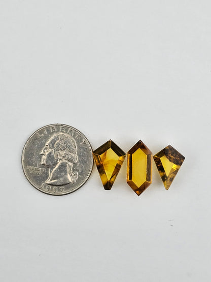 Amber half faceted set