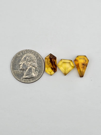 Amber half faceted set