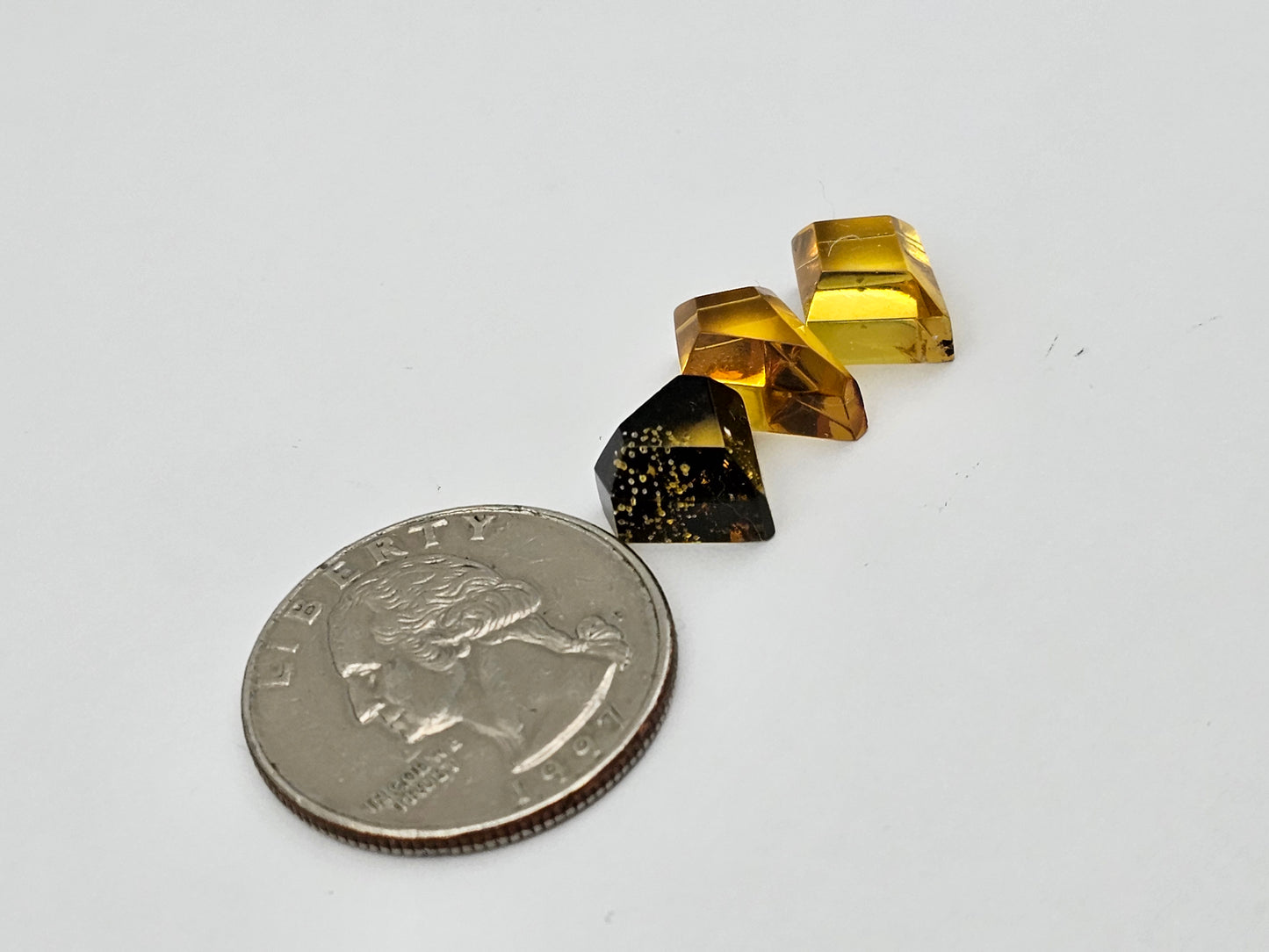 Amber half faceted set