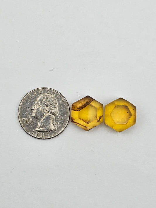 Amber half faceted set