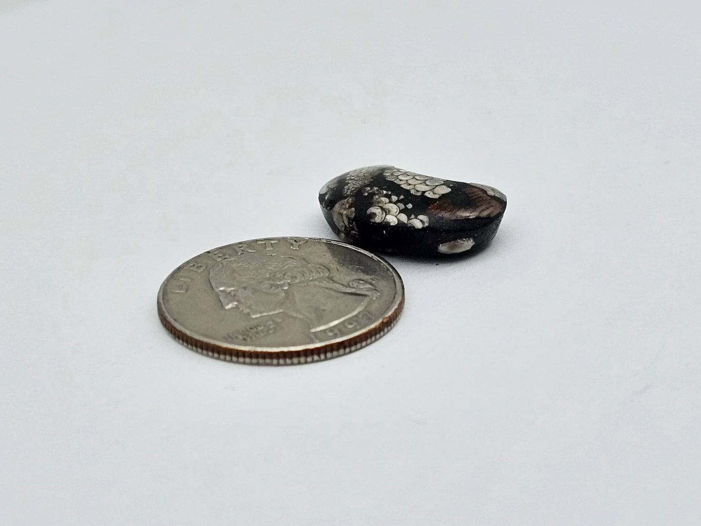 Snake skin agate moon cabochon