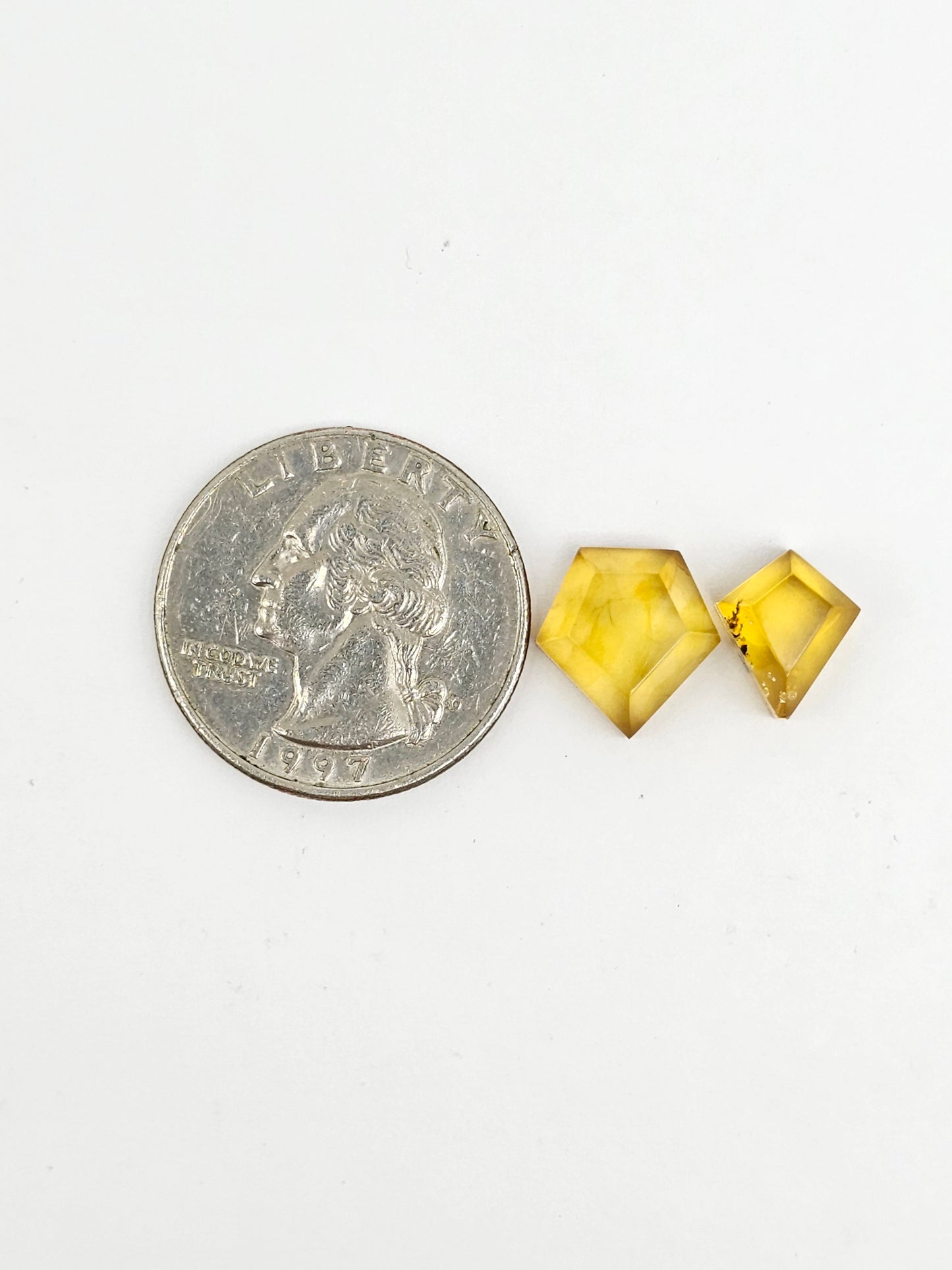 Amber Geometric Cabochon