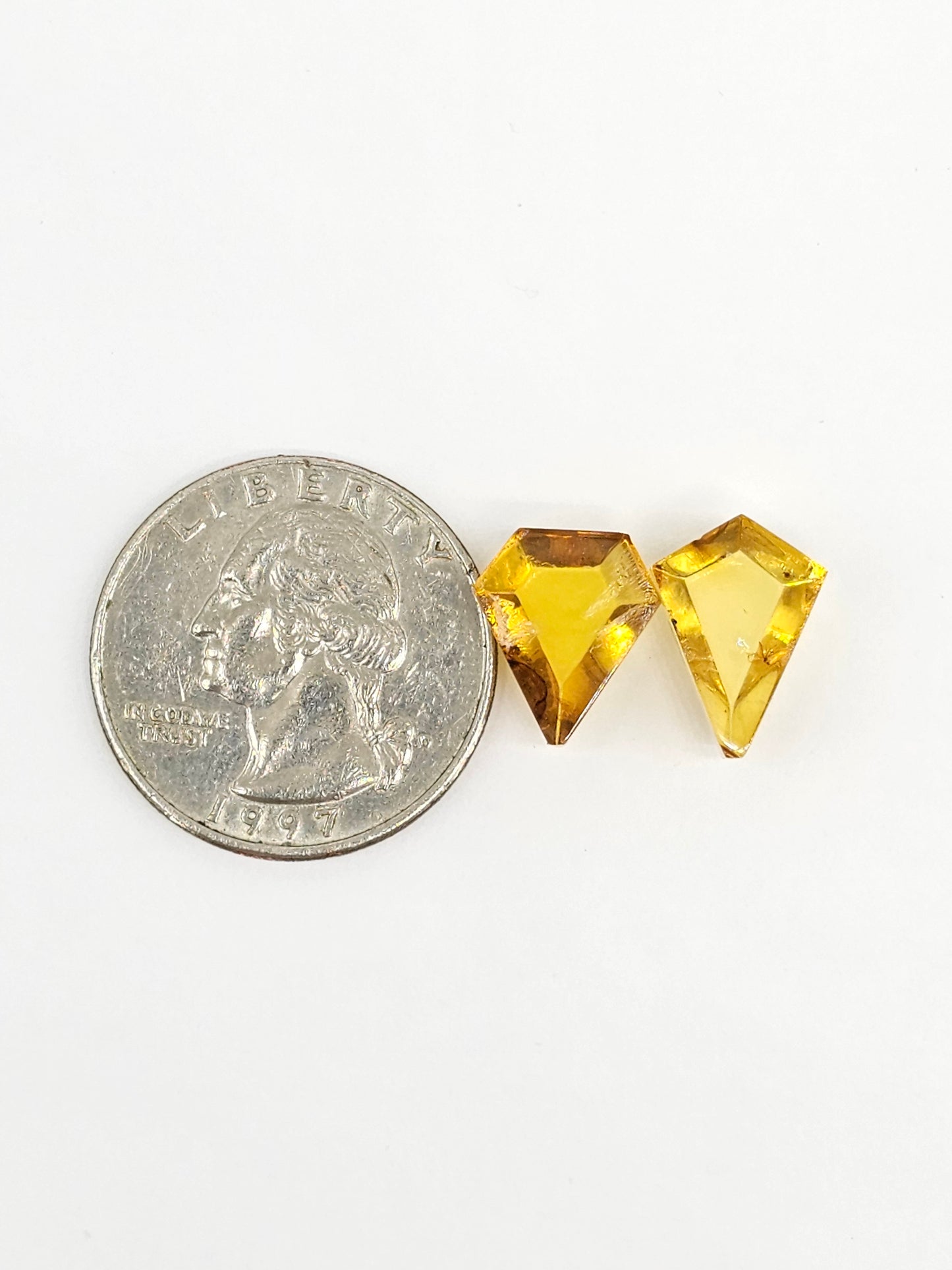 Amber Geometric Cabochon set
