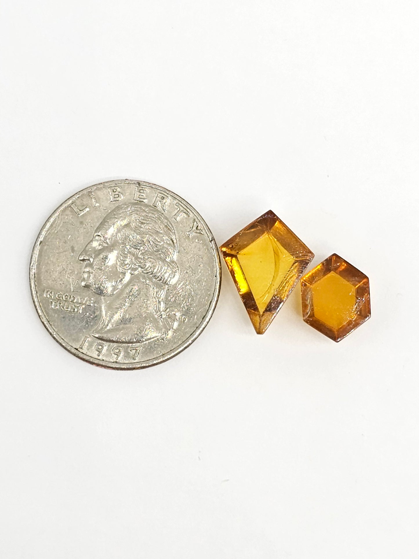 Amber Geometric Cabochon set
