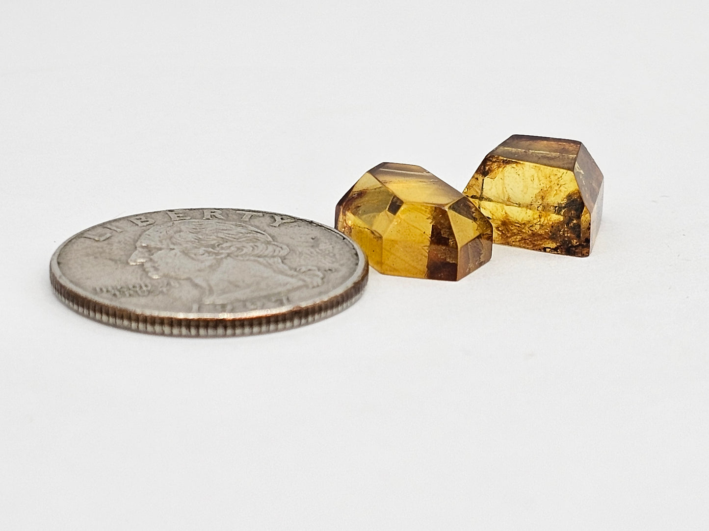 Amber Geometric Cabochon set