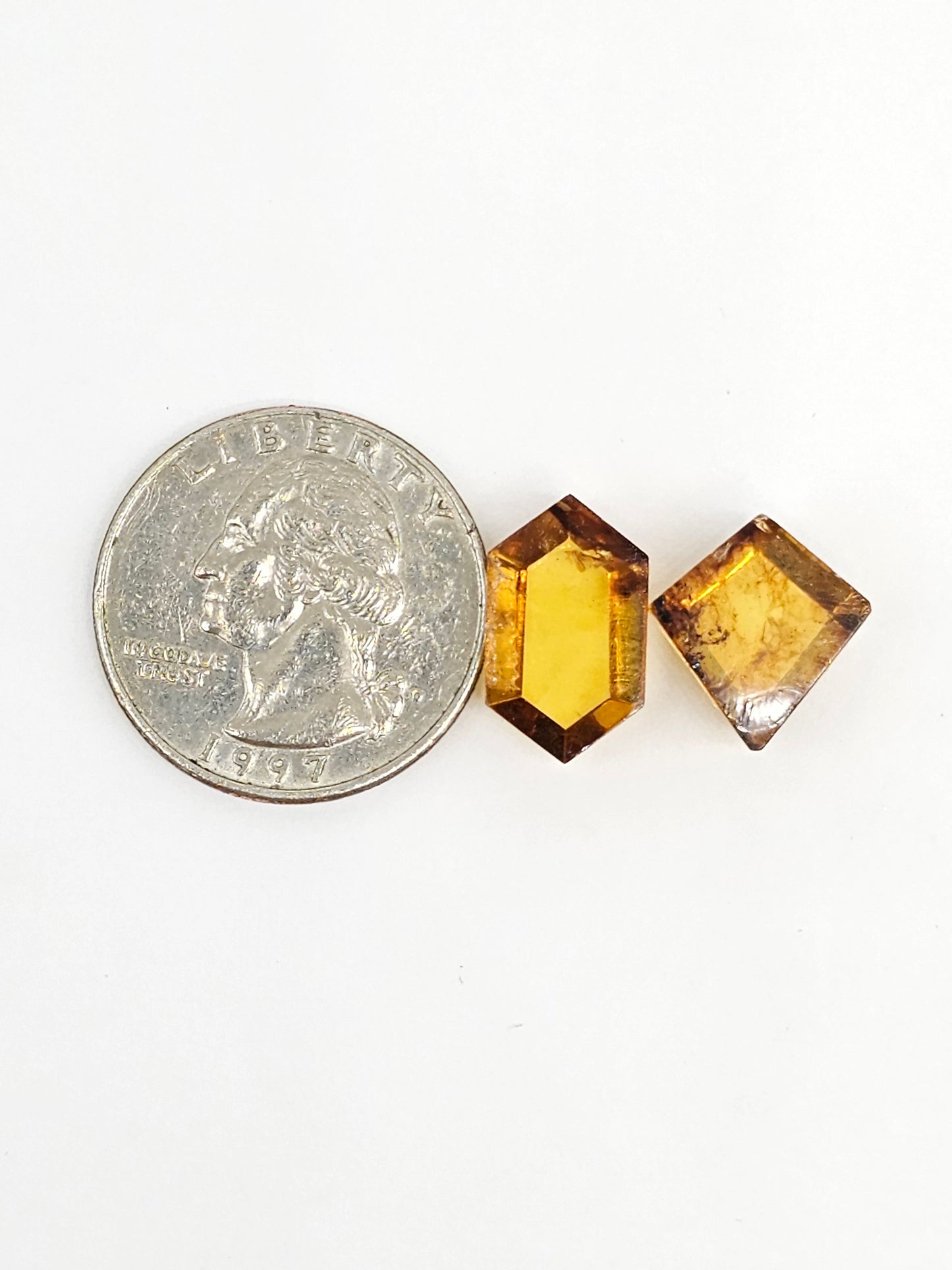 Amber Geometric Cabochon set