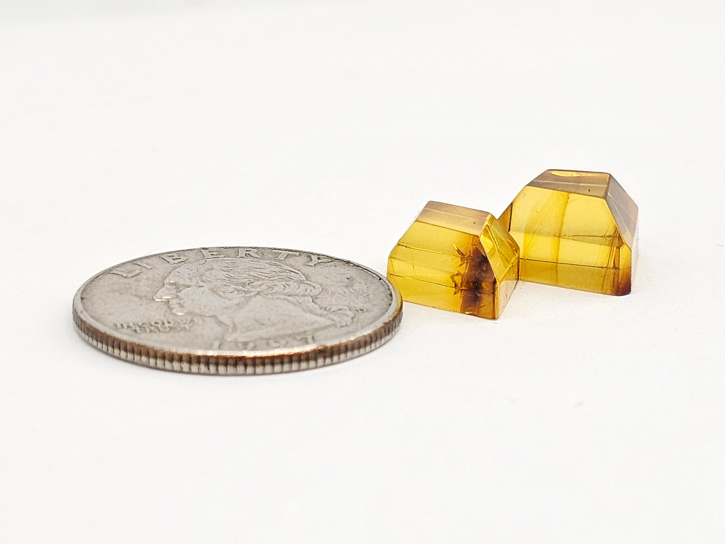 Amber Geometric Cabochon set