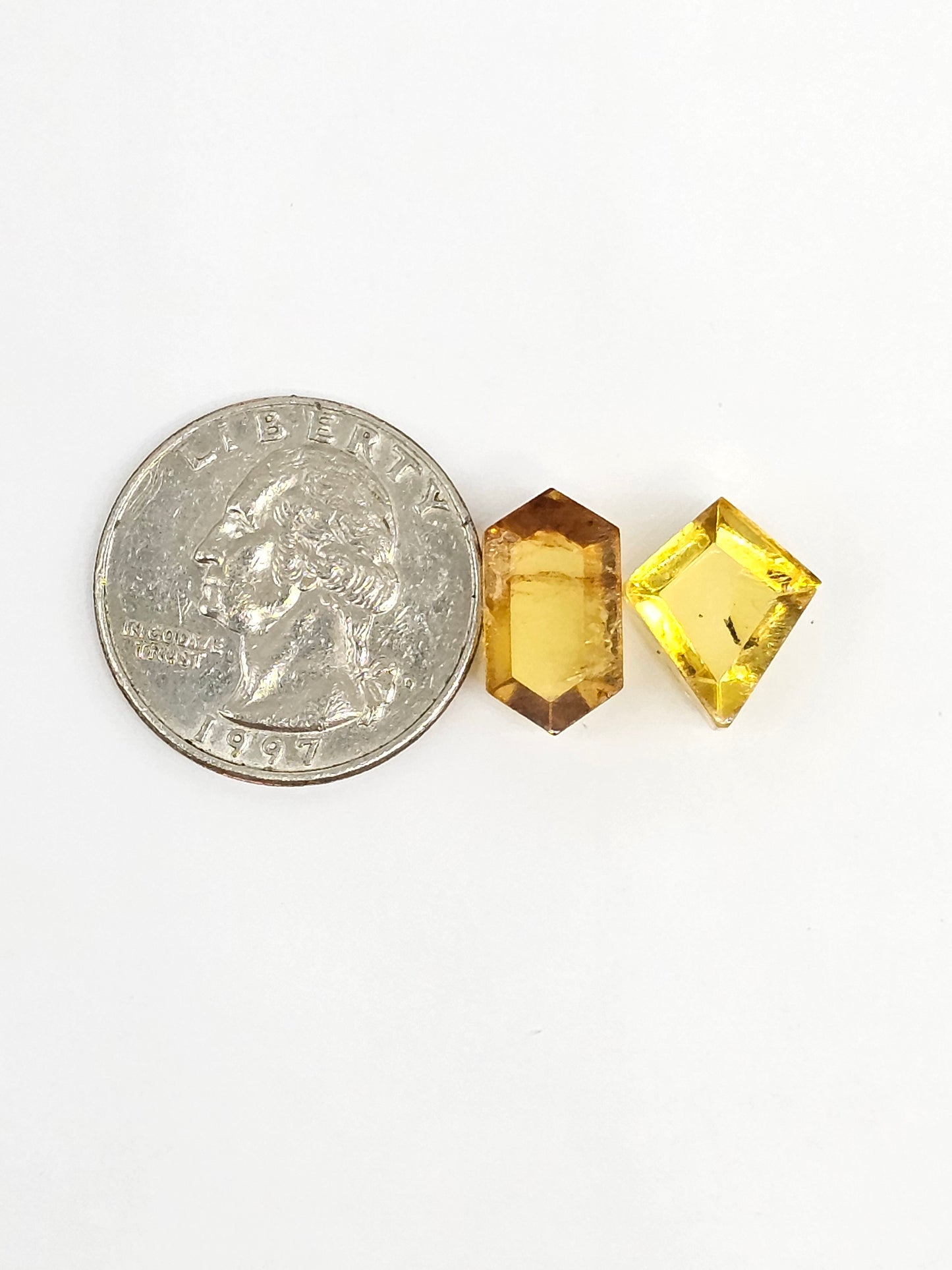 Amber Geometric Cabochon set
