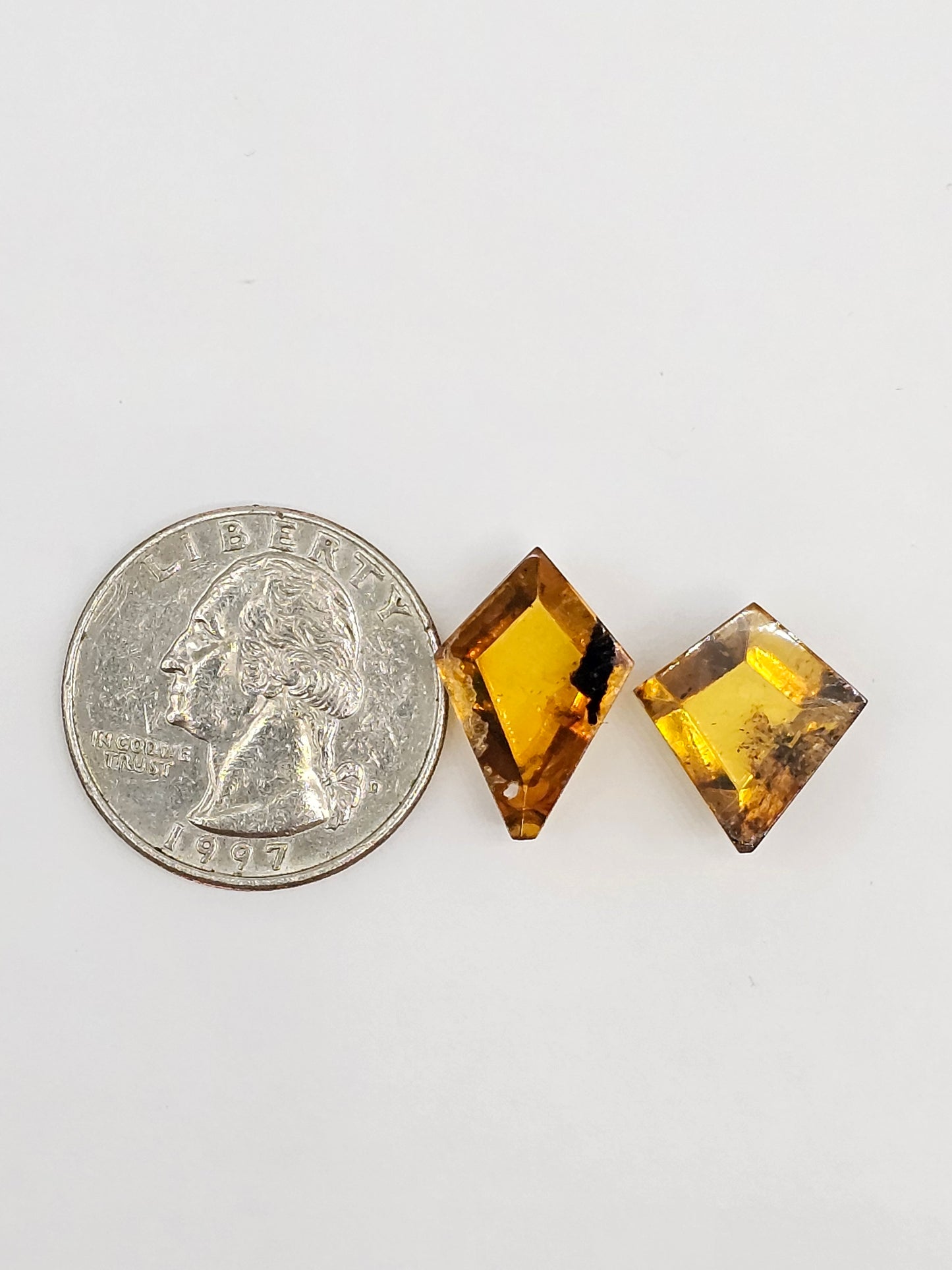 Amber Geometric Cabochon set