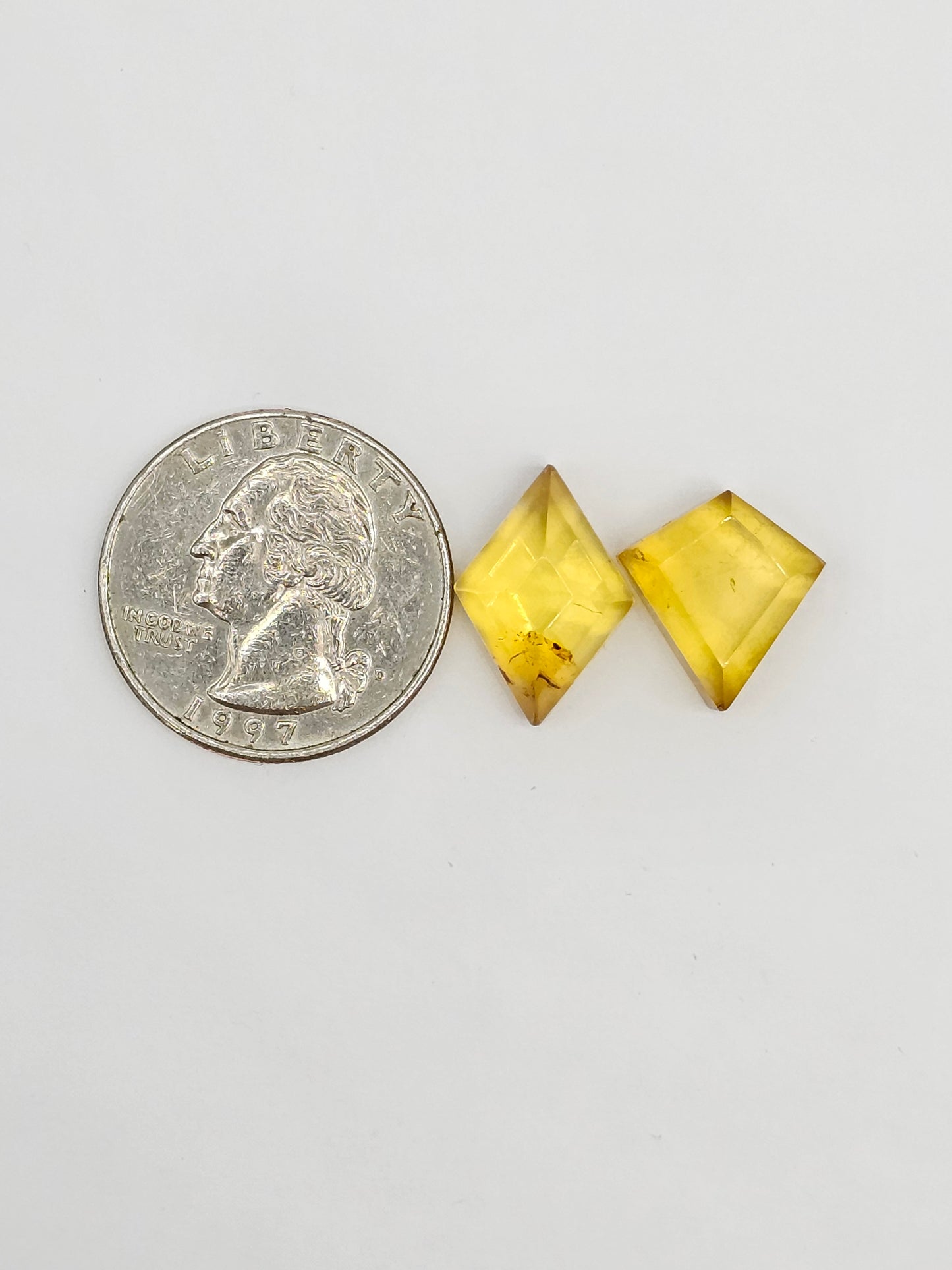 Amber Geometric Cabochon set