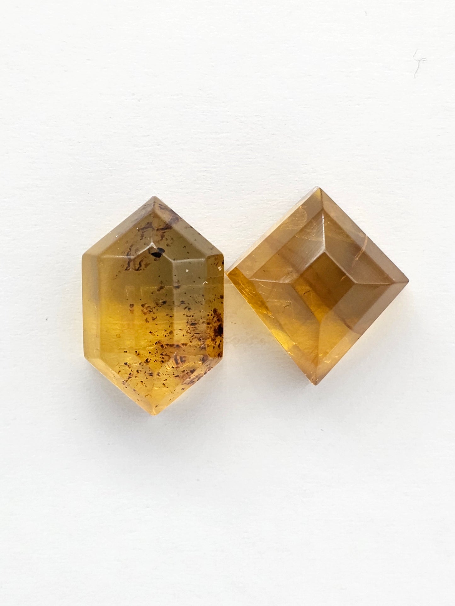 Amber Geometric Cabochon set