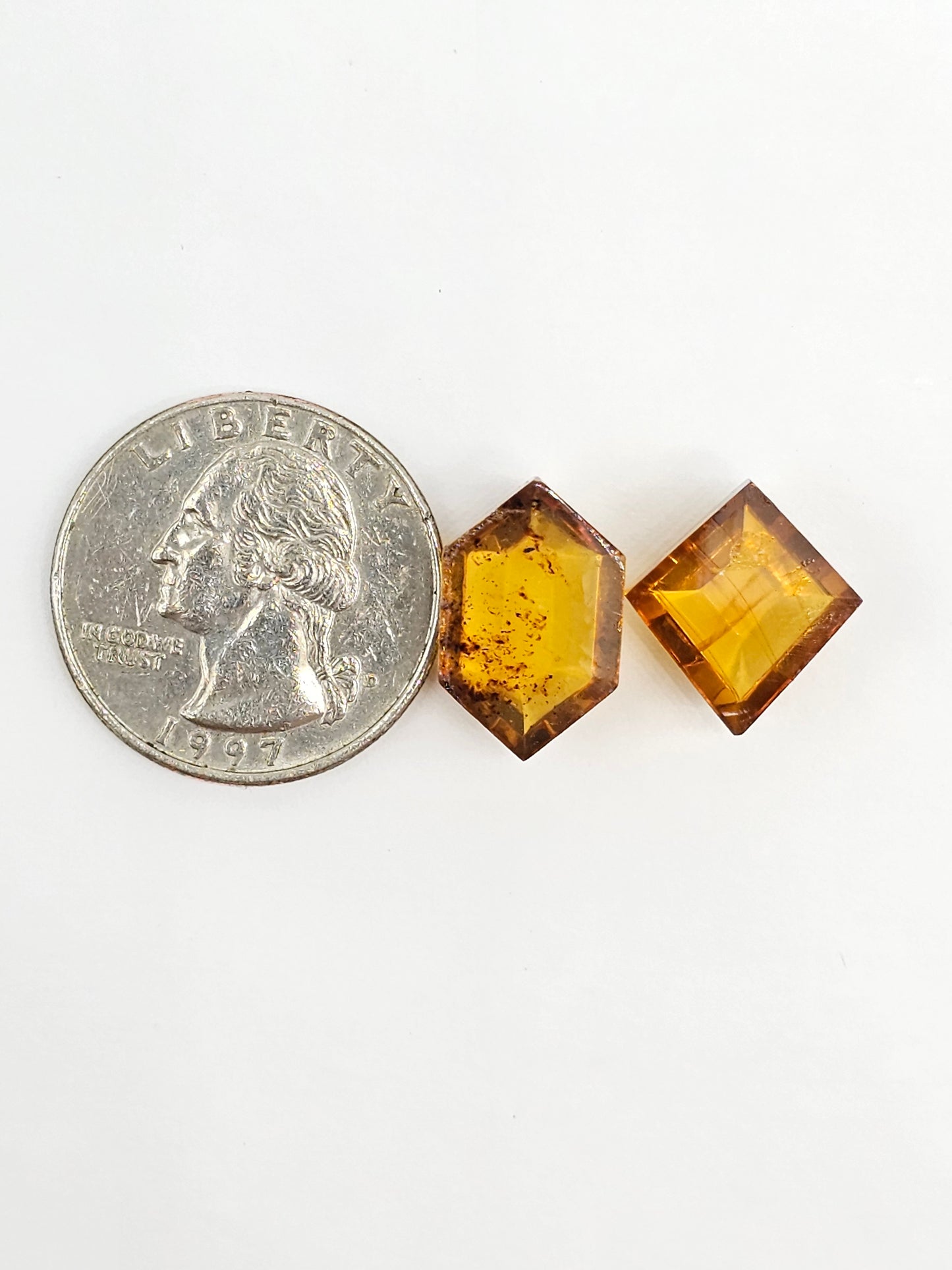 Amber Geometric Cabochon set