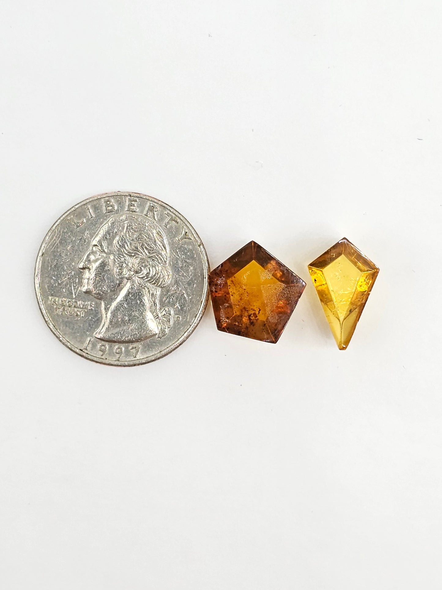 Amber Geometric Cabochon set