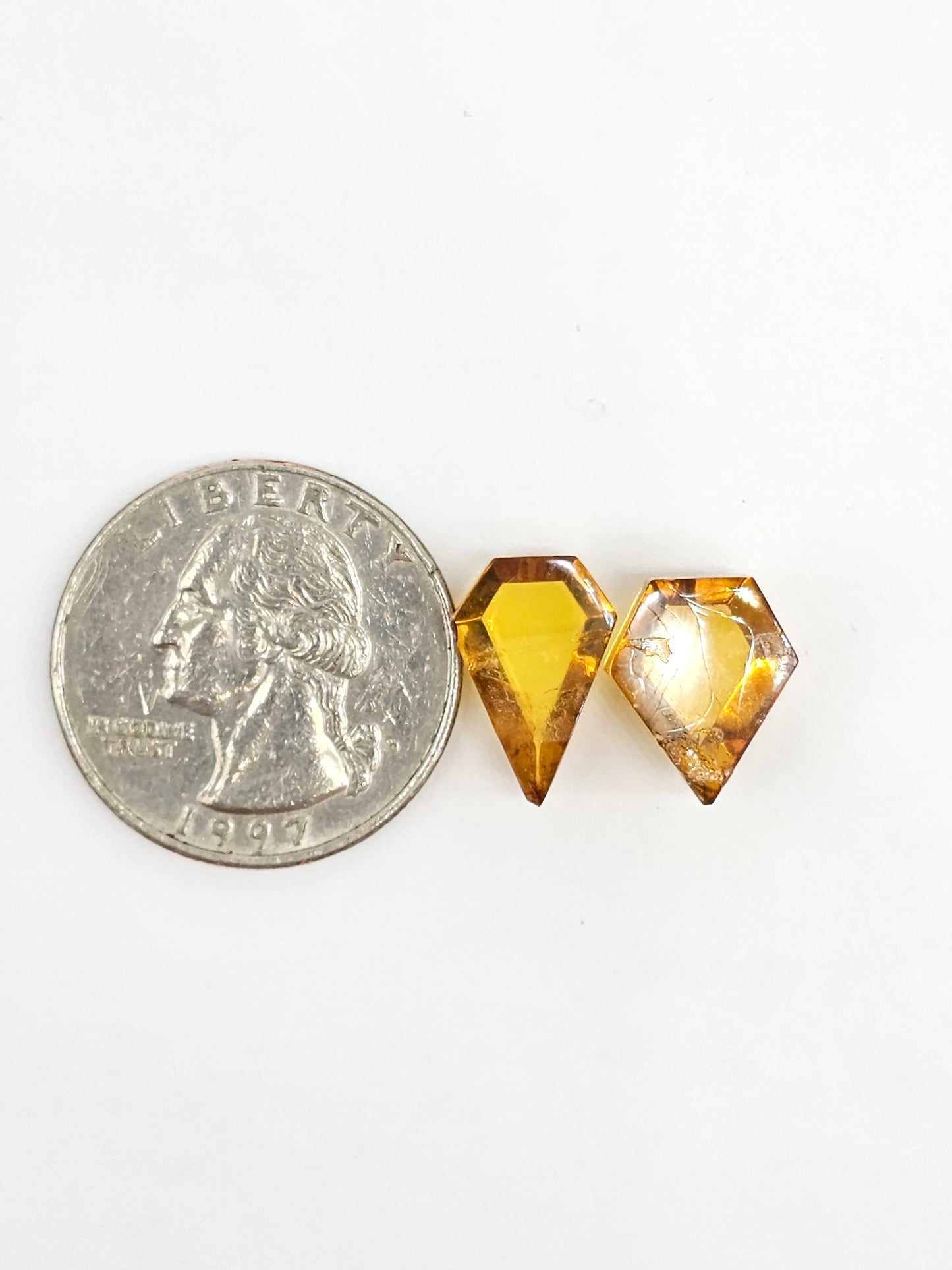 Amber Geometric Cabochon set