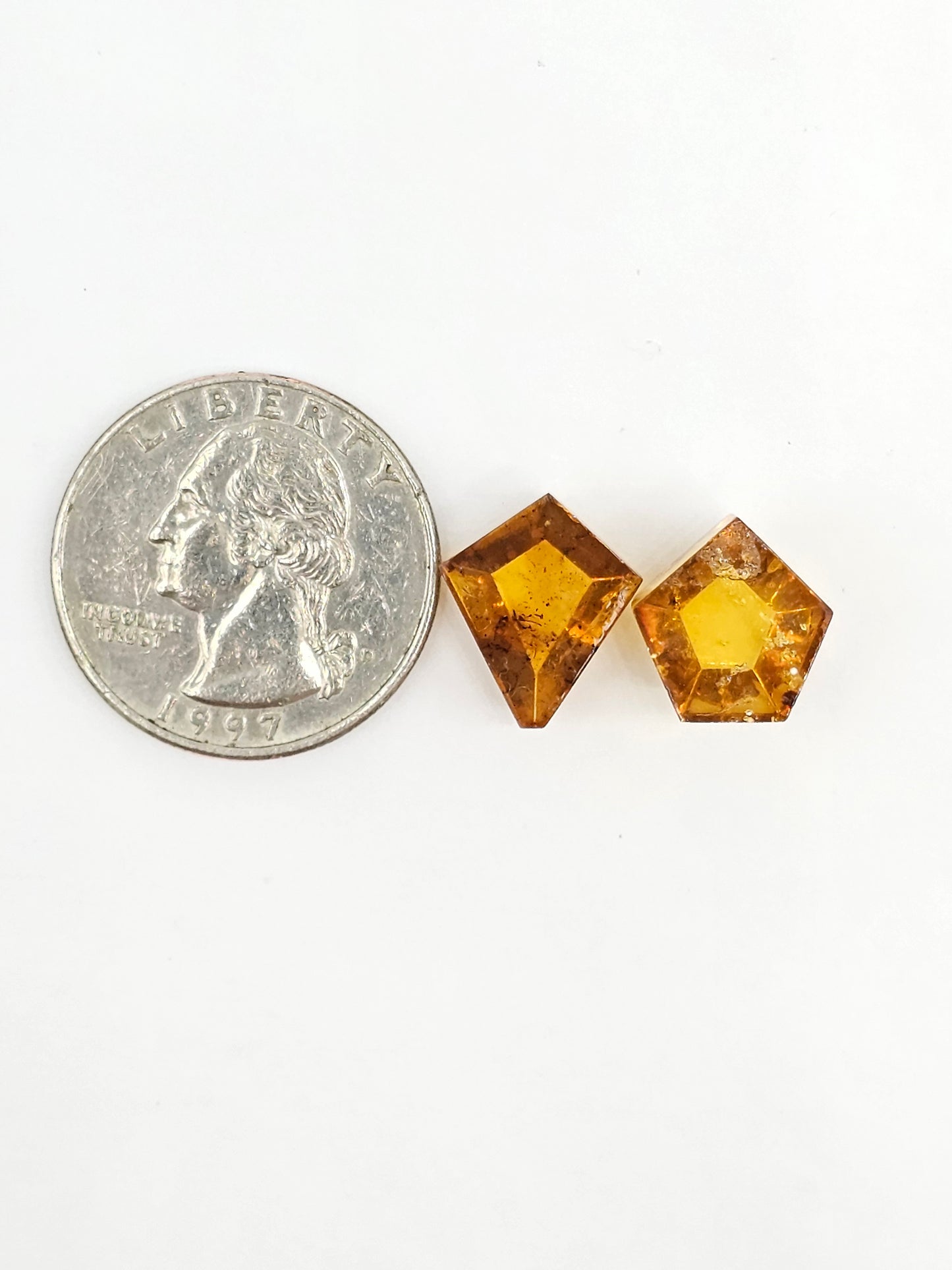 Amber Geometric Cabochon set