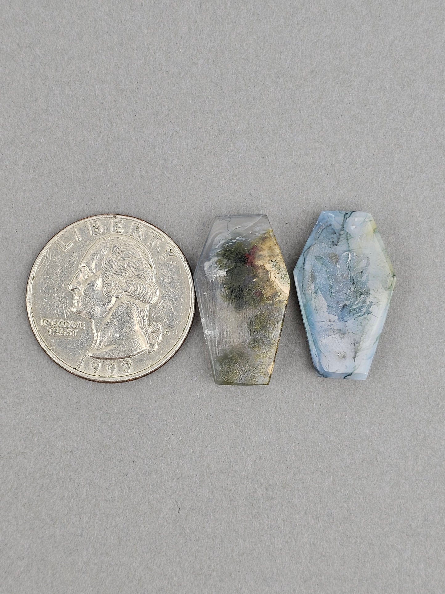 Moss agate coffin cabochon set