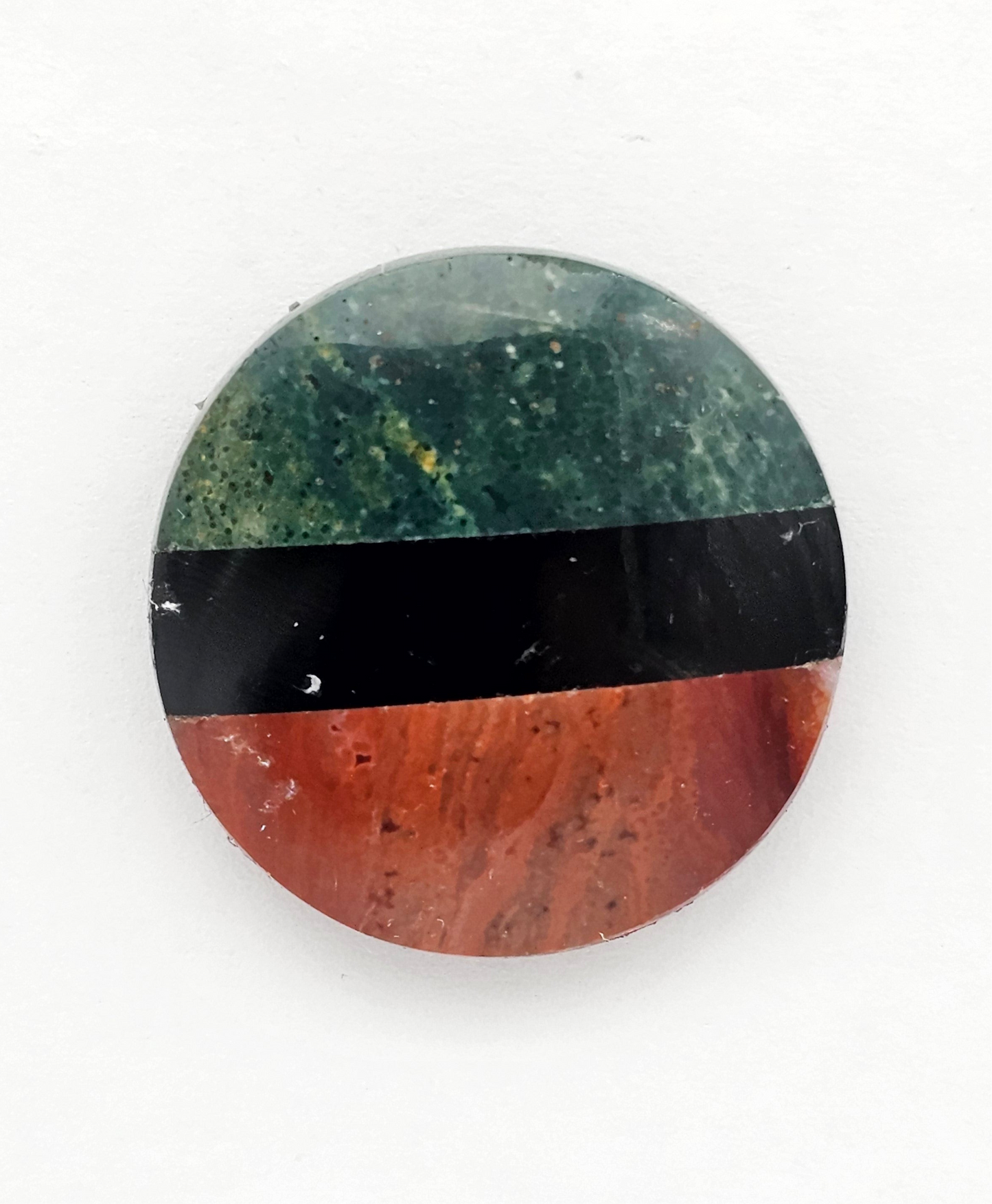 Intarsia inlay cabochon with agate and obsidian